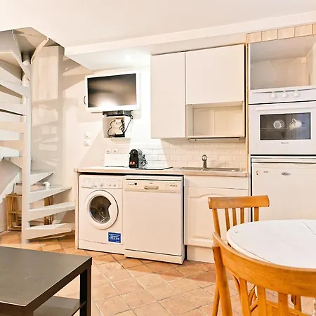 Maison Rare Avec Terrasse Et 2 - Marais Apartment *