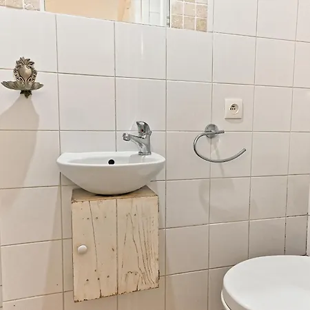 Maison Rare Avec Terrasse Et 2 - Marais *